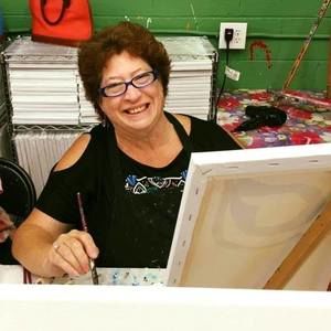 Meet your Posher, Lynda